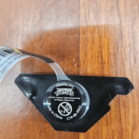 Jibbitz‎ Teenage Mutant Ninja Turtles Power Crocs Shoe Charm Unisex Glows - Picture 2 of 4